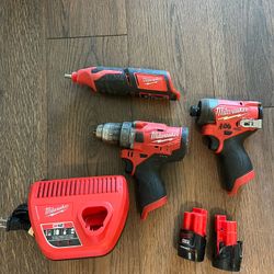 milwaukee m12 tool set 