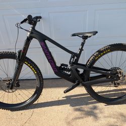  Santa Cruz Megatower 2 C - Small - NEW/Unridden - Black & Purple