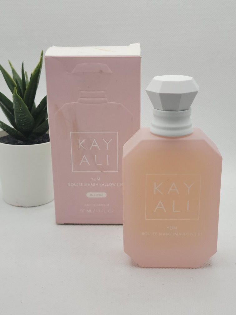 KAYALI
YUM BOUJEE MARSHMALLOW | 81 Eau de Parfum Intense
1.7 fl