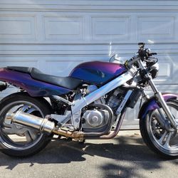 1989 Honda hawk GT 650