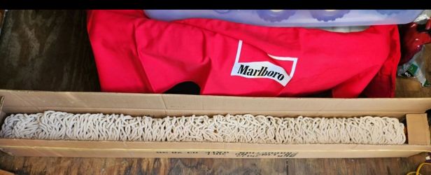 New unused vintage Marlboro hammock