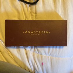 Anastasia Beverly Hills Make Up Pallet