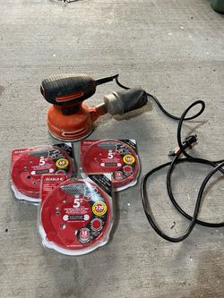 BLACK+DECKER 5” Random Orbital Sander + 21 Diablo Sanding Discs
