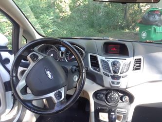 2013 Ford Fiesta