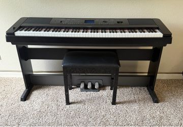 Yamaha piano