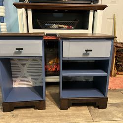 Set Of (2) Mismatched Nightstands/end Tables