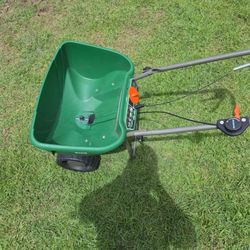 Scotts Spreader