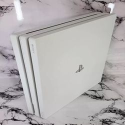 PS4 PlayStation4  Console only PRO 1TB sony