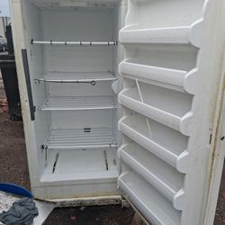 Working Large Commercial Frezer,