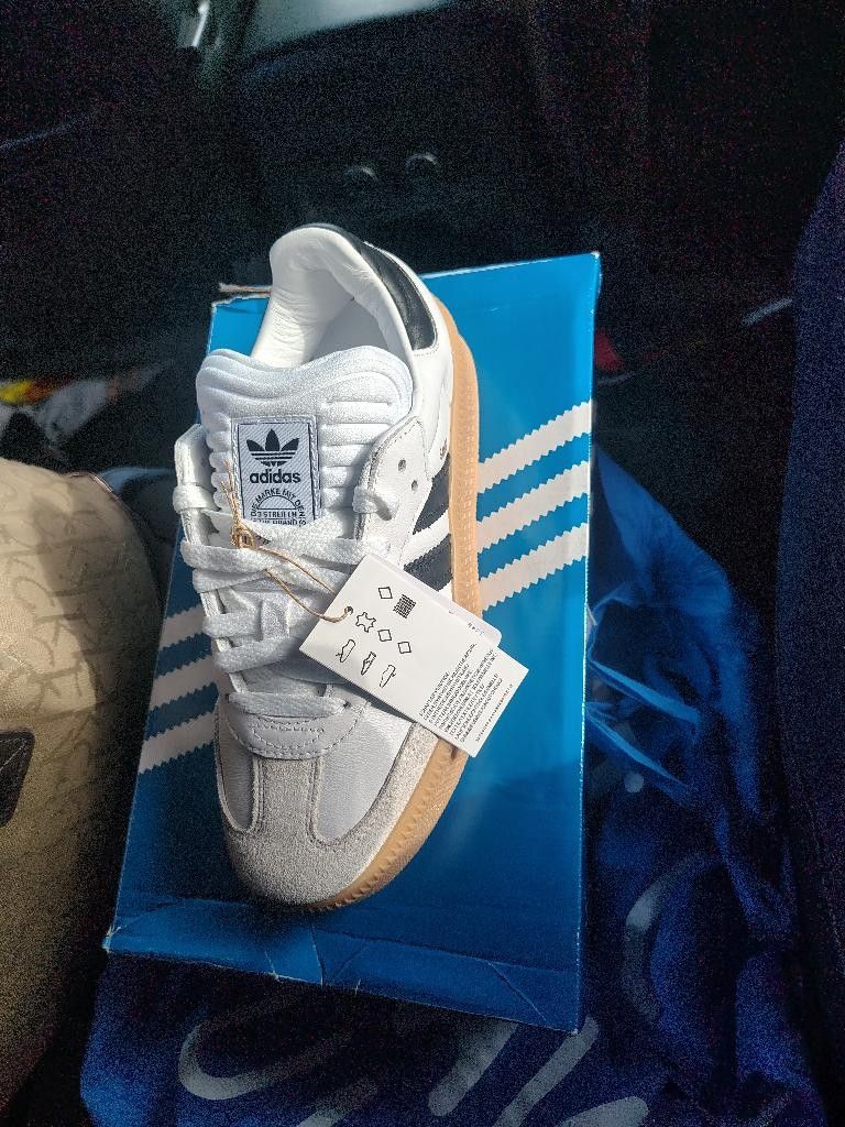 Adidas Sambae