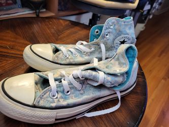 Converse All Stars Youth High Tops Size 6