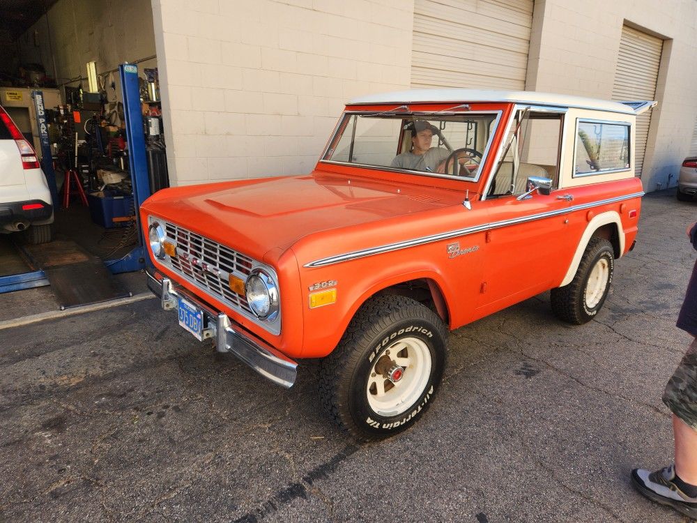 1971 manual steering box Bronco