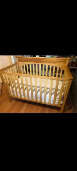 Baby crib