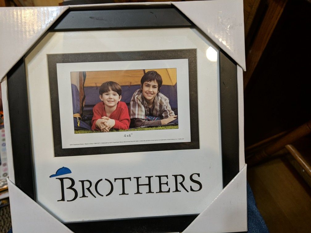 Brothers photo frame