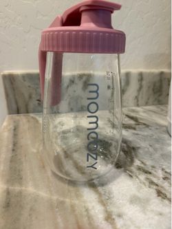 Momcozy Breast Milk or Formula Pitcher