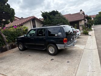 1999 Ford Explorer