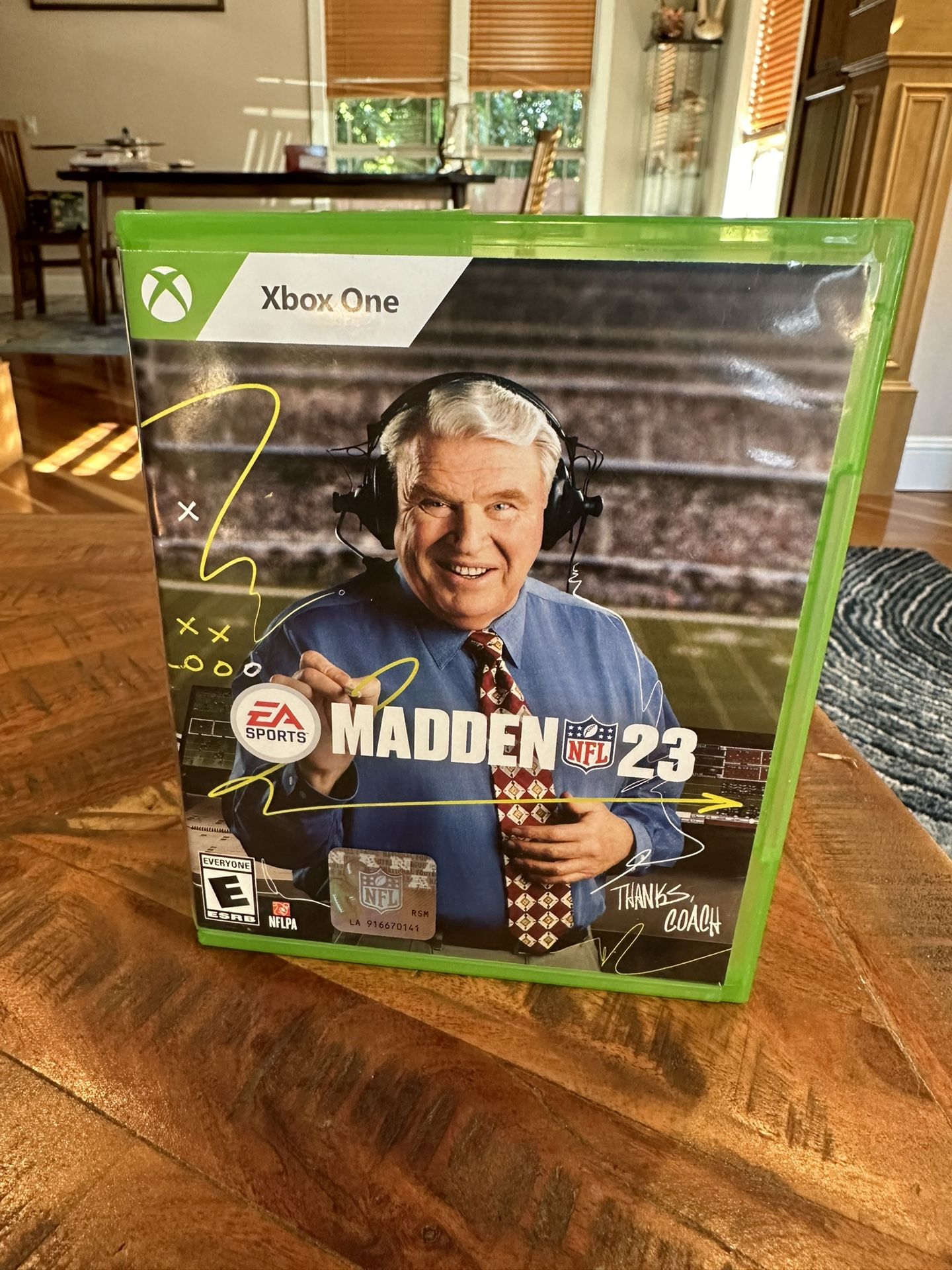 Madden 23 NFL Football Xbox one