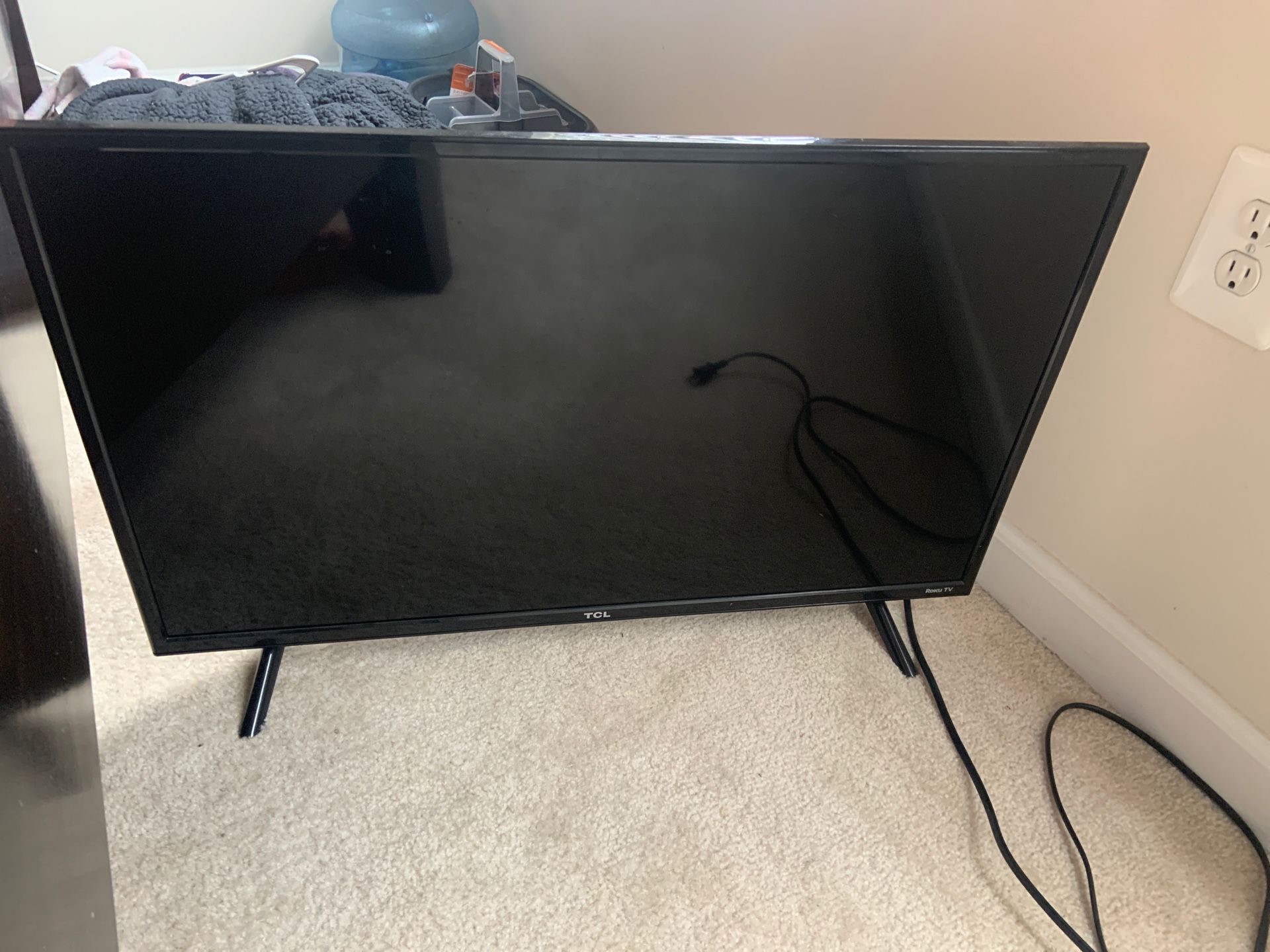 32 Inch Roku Smart Tv New