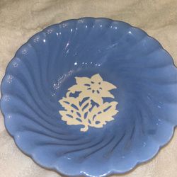 Vintage cameo ware harker pottery blue and white bowl