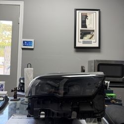 BMW M5 AND 5 SERIES G60 ORIGINAL OEM RIGHT PASSENGER LED HEADLIGHT SHADOWLINE BLACK 2024-2026