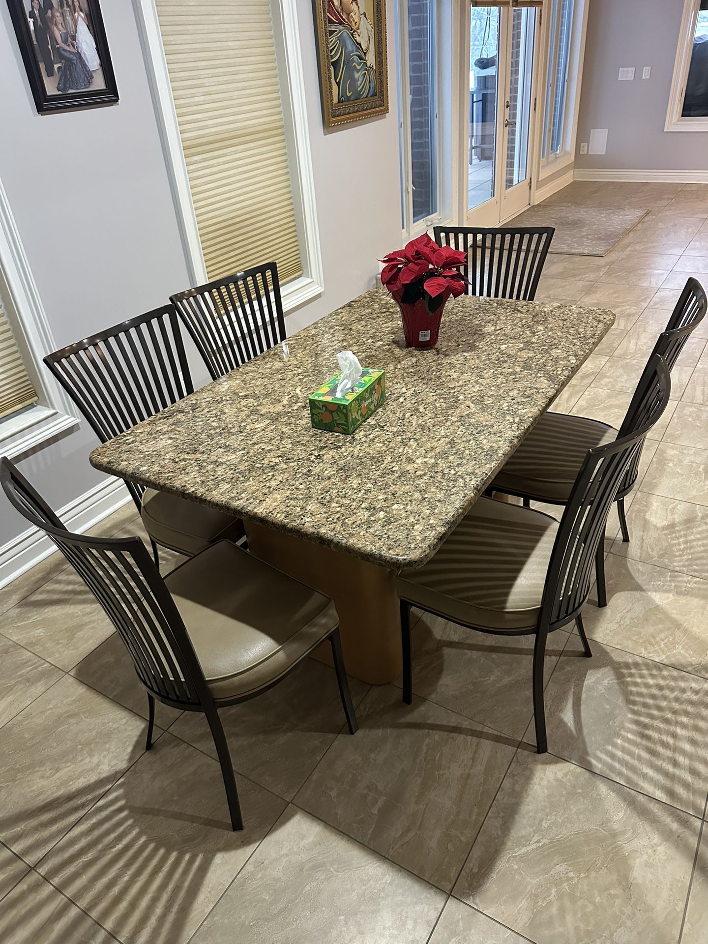 Dining Room Table With 6 Chairs