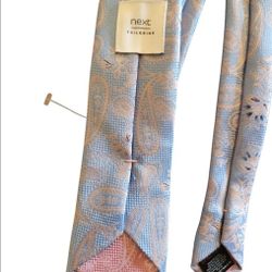 Next Tailoring Blue Paisley Tie With Pink Undertones 
GORGEOUS
