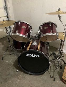 TAMA drum set