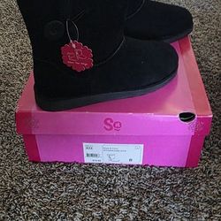 Kohls SO Suede Boots Size 8
