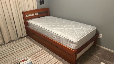 Twin bed with trundle with mattresses