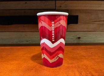 Starbucks Zig Zag 10 FL oz Double Wall Traveler & lid