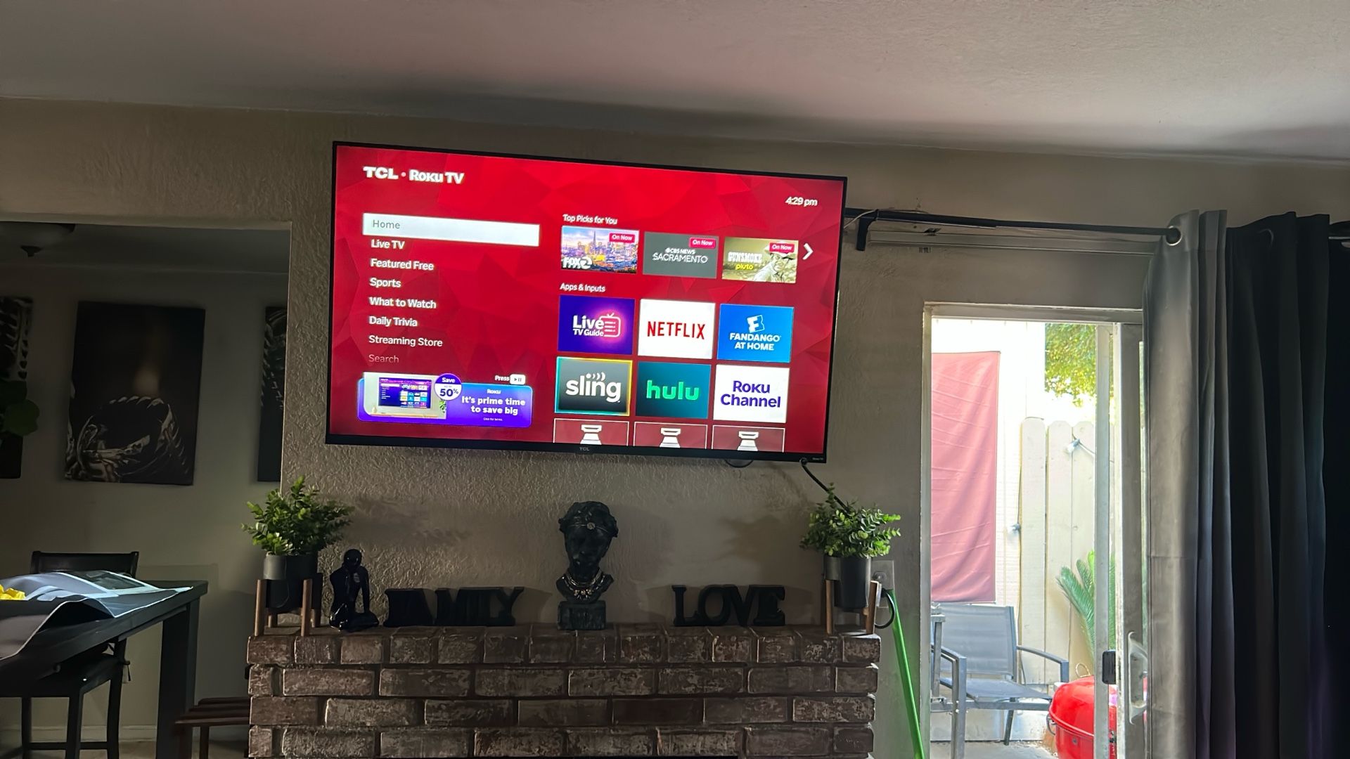 55 Inch Roku Smart TV With Remote + Sleeve