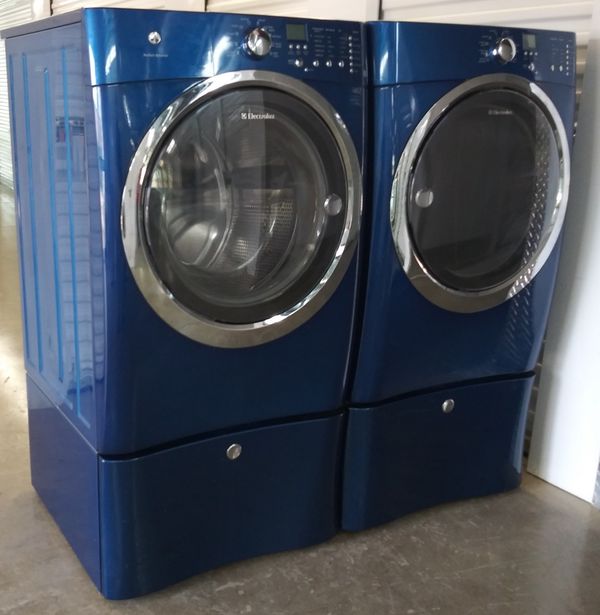 ELECTROLUX NAVY BLUE HIGH EFFICIENCY FRONT LOAD WASHER AND DRYER ON