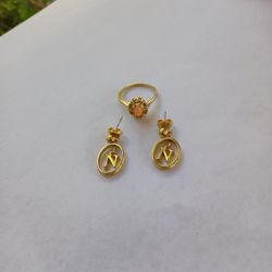 1 Ring 2 Earrings 