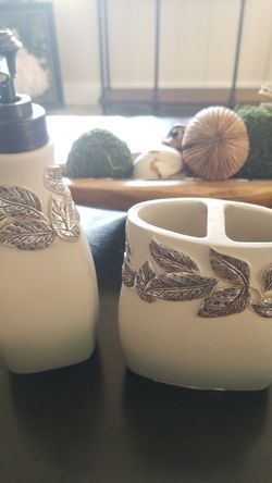 Bathroom accessories