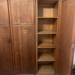 Vintage Oak 3 Door Armoire/Wardrobe 