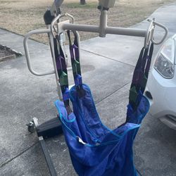 Major PRICE CUT….Invacare Reliant 450 Patient Lift… Like New….MAJOR PRICE CUT