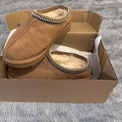 UGG Size 8