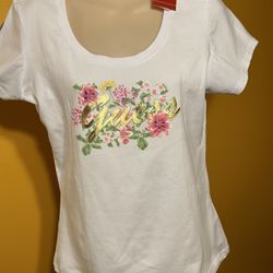 New women's T-shirt Guess brand. 