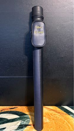 Vipor Q-Vault Black/Blue Pool Cue Case.