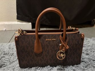 Micheal kores bag
