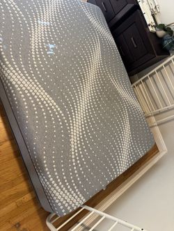 Queen size mattress $135