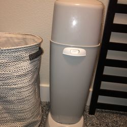 Diaper Genie 