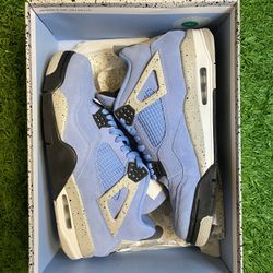 Jordan 4 “UNC” Size 10.5