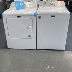 New Scratch And Dent Maytag Washer And Dryer Set. 1 Year Warranty 