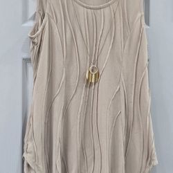 NWT JM Collection Sleeveless Textured Necklace Top Size MP