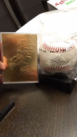 Ken Griffey Jr. 24k Gold Collectable Card and Baseball
