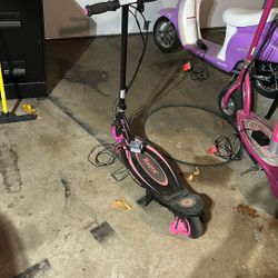 Electric razor scooter