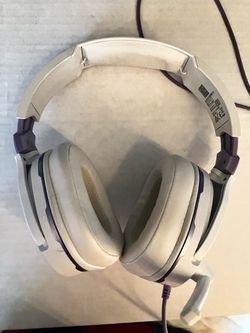 White Wired Over-Ear Gaming Headset turtle beach
