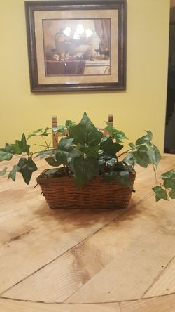 Decorative artificial plant