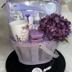 Mother’s Day Gift Basket 